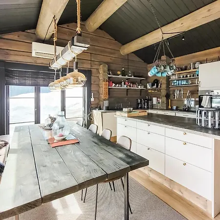 5 Bedroom Gorgeous In Holiday home Vossestrand